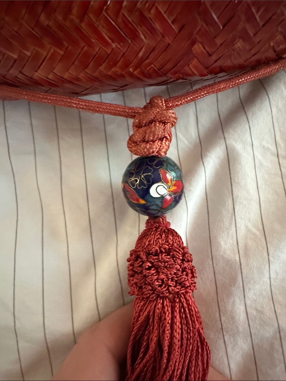 Vintage Rafael Sanchez Woven Straw Crossbody Bag w/ Oversized Tassel and Bead - Picture 5 of 6